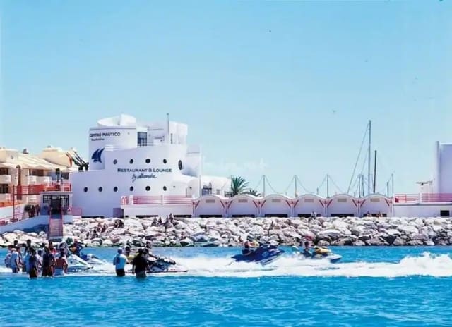 Ático de 3 habitaciones en Benalmadena Costa, Benalmádena en venta - 1.550.000 € (Ref: 9607761)