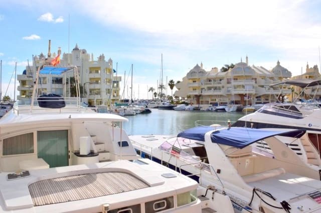 Ático de 3 habitaciones en Benalmadena Costa, Benalmádena en venta - 1.550.000 € (Ref: 9607761)