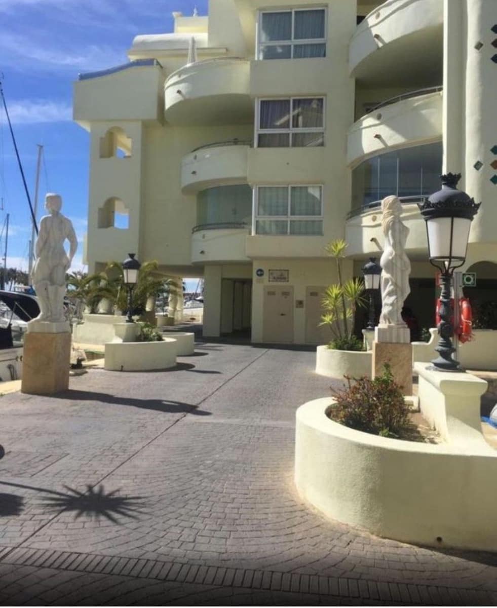 Ático de 3 habitaciones en Benalmadena Costa en venta - 1.550.000 € (Ref: 9607761)
