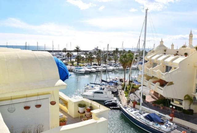 Ático de 3 habitaciones en Benalmadena Costa, Benalmádena en venta - 1.550.000 € (Ref: 9607761)
