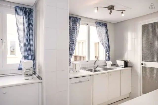 2 Zimmer Apartment zu verkaufen in Benalmadena Costa, Benalmádena - 570.000 € (Ref: 9607762)