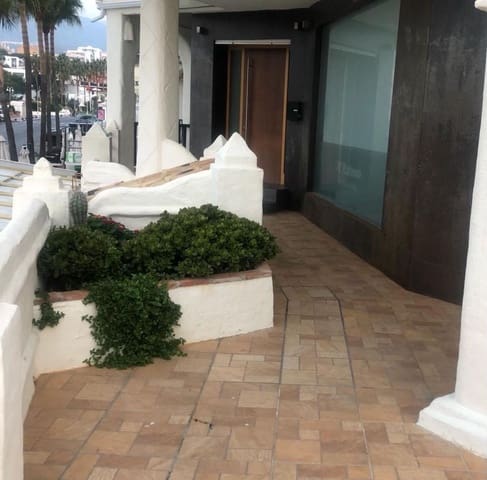 Kontor til salgs i Benalmadena Costa, Benalmádena - € 1 200 000 (Ref: 9607763)