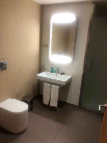 Kontor til salgs i Benalmadena Costa, Benalmádena - € 1 200 000 (Ref: 9607763)