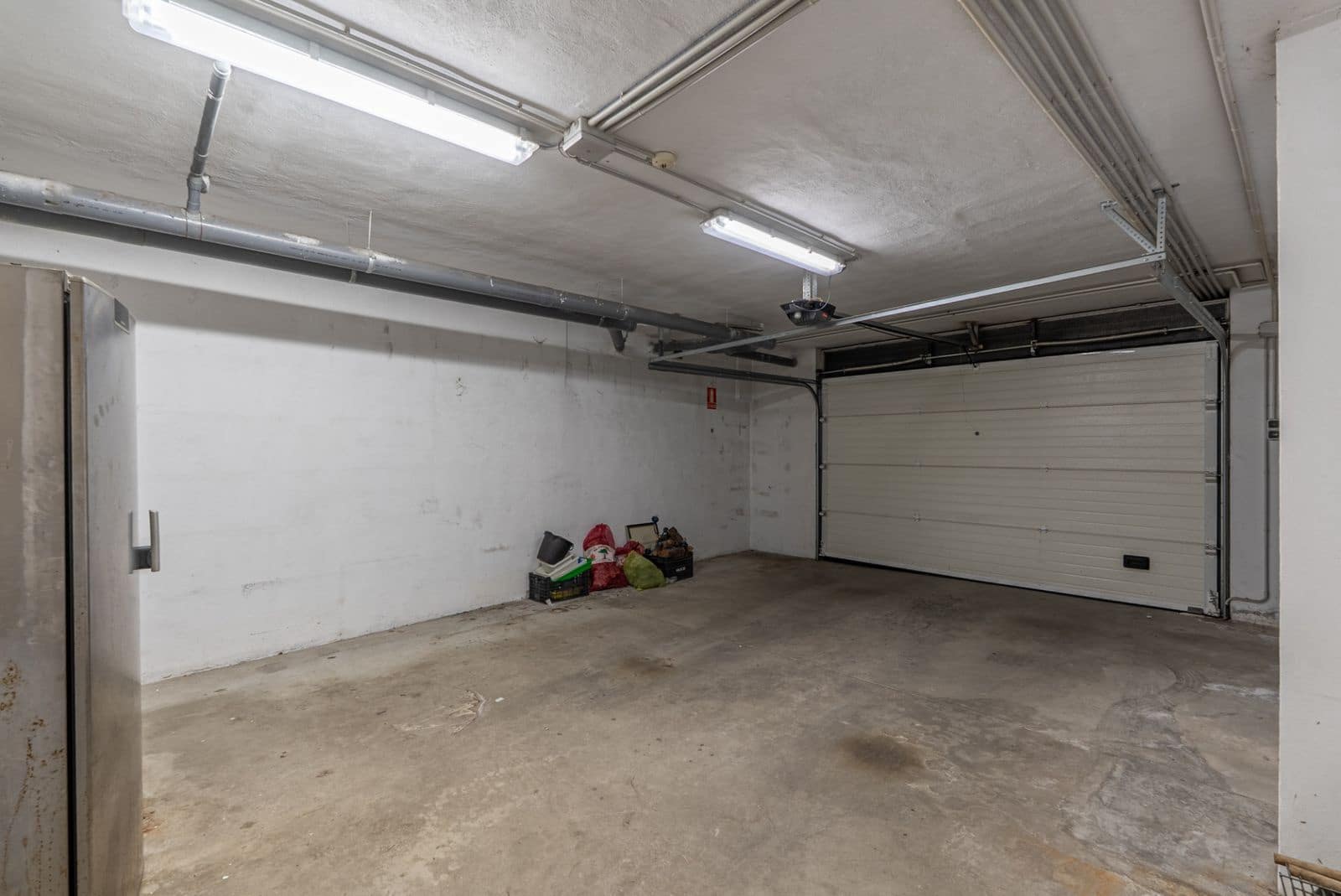 4 bedroom Townhouse for sale in Estepona - € 850,000 (Ref: 9607766)