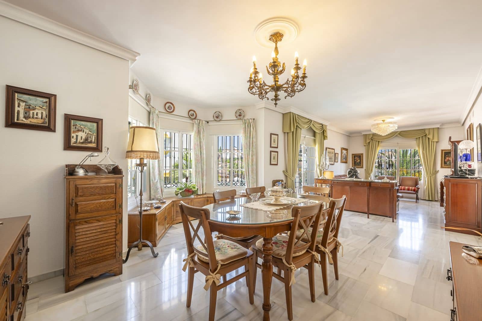 Pareado de 5 habitaciones en Málaga ciudad en venta - 1.312.700 € (Ref: 9607772)