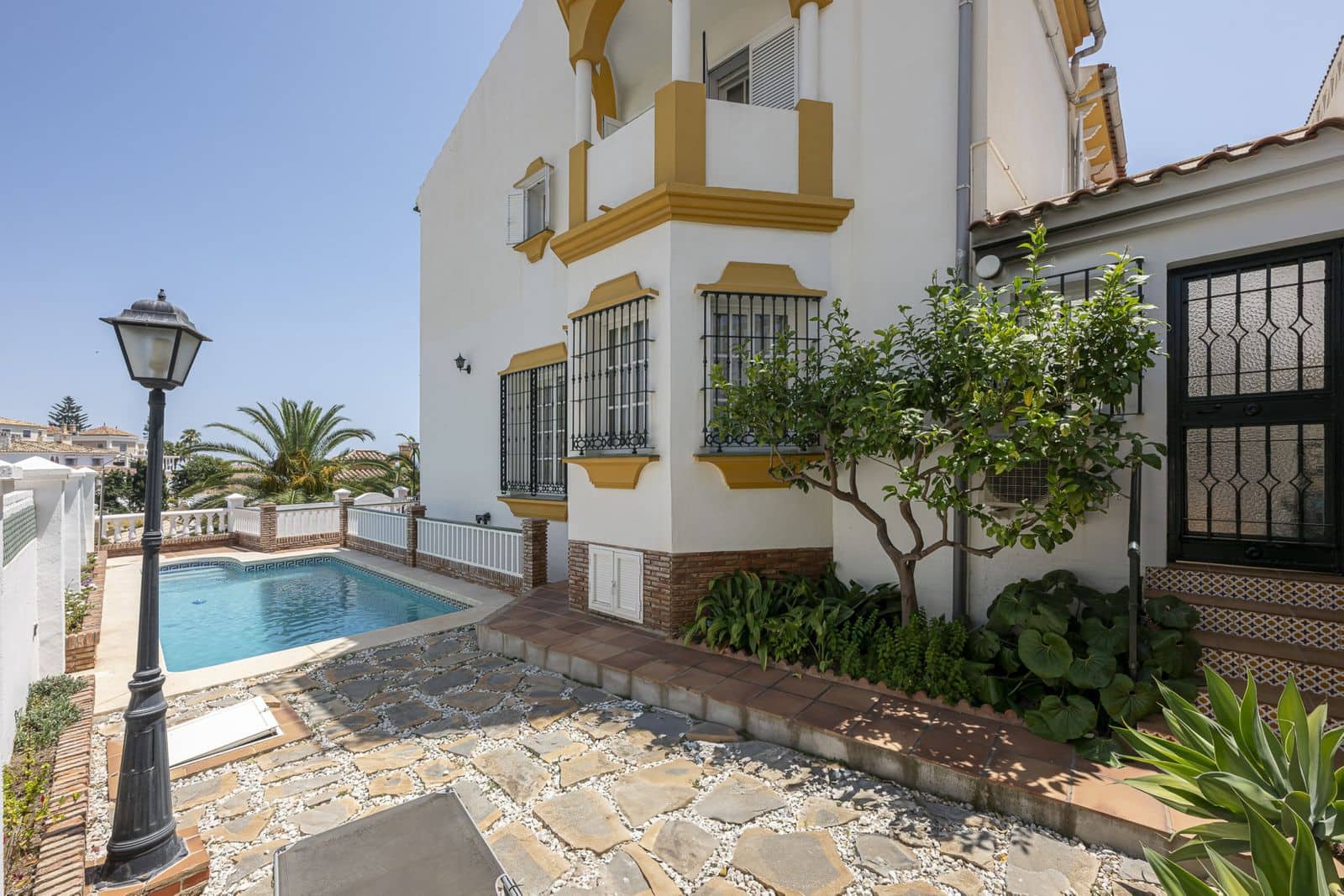 Pareado de 5 habitaciones en Málaga ciudad en venta - 1.312.700 € (Ref: 9607772)