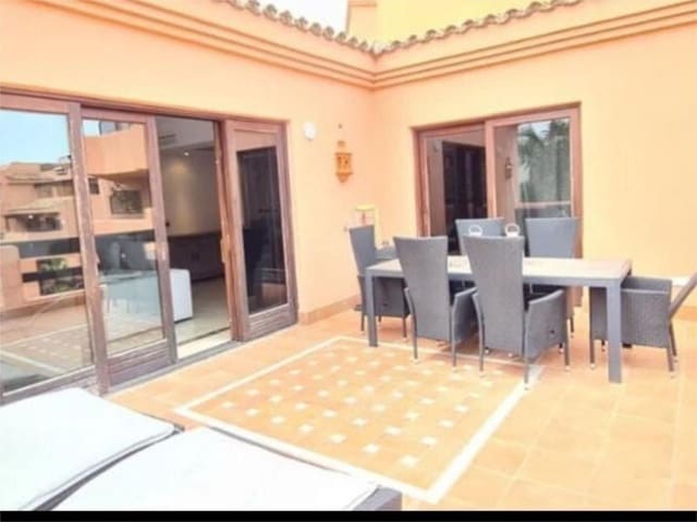 Apartamento de 2 habitaciones en New Golden Mile, Estepona en venta - 584.000 € (Ref: 9607777)