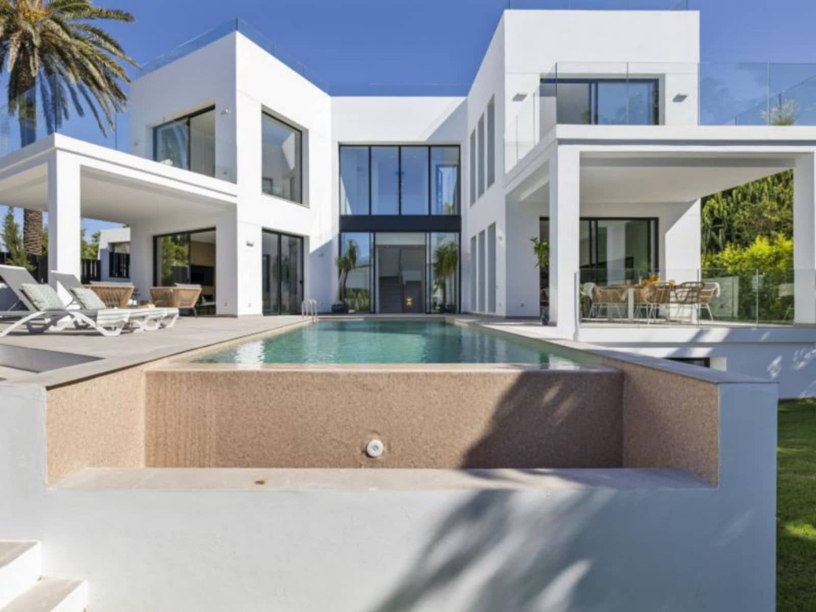 5 sovrum Villa till salu i Marbesa - 3 450 000 € (Ref: 9607779)