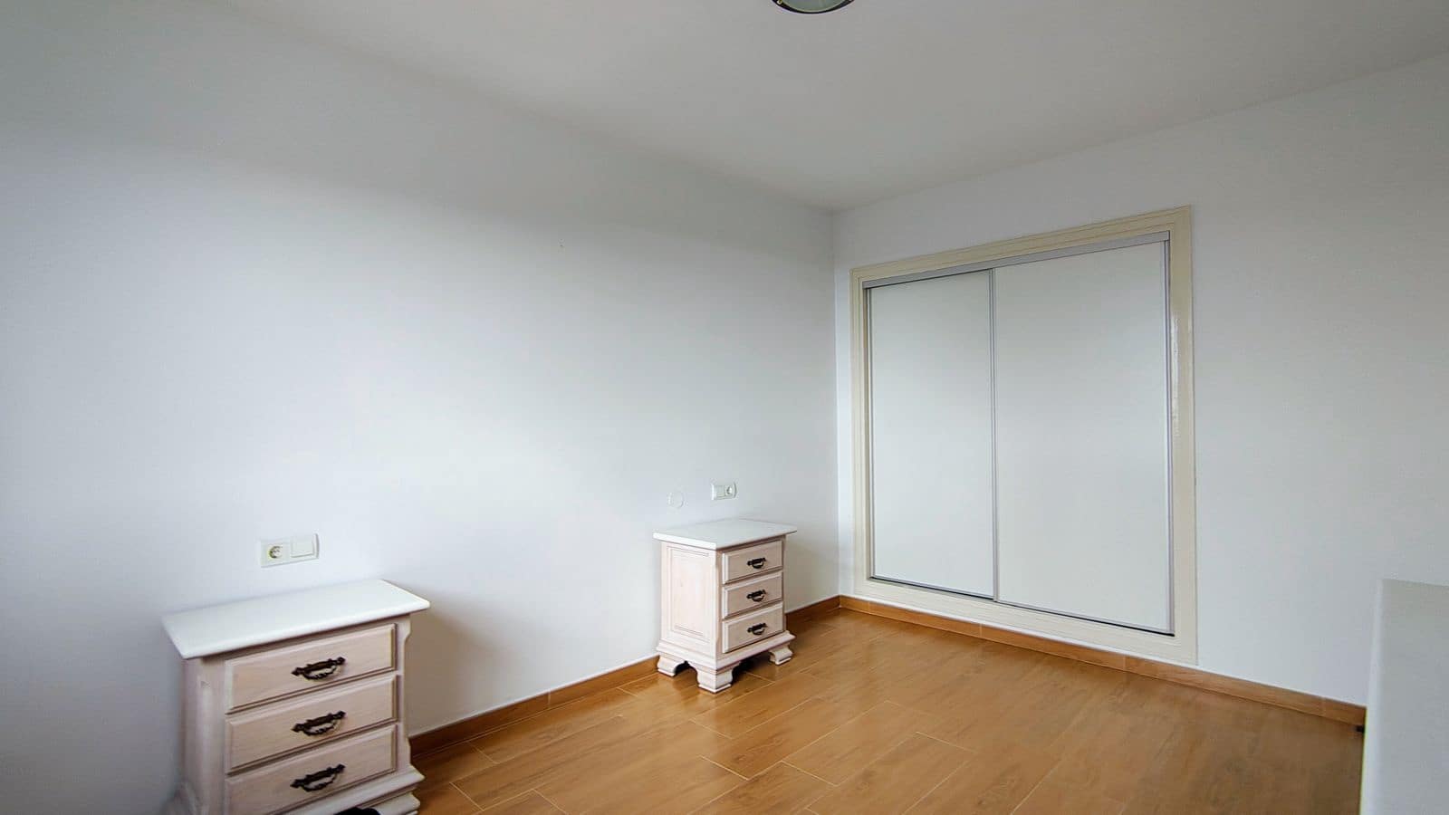 4 sypialnia Apartament na sprzedaż w San Pedro de Alcantara - 395 000 € (Ref: 9607787)