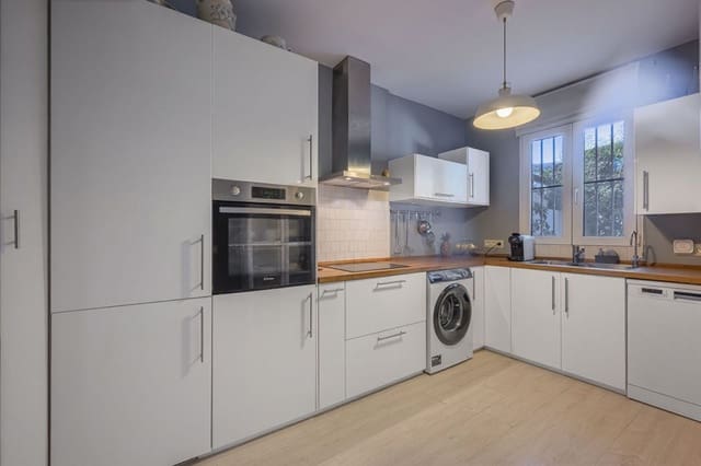 Pareado de 3 habitaciones en Guadalmina Alta, Marbella en venta - 895.000 € (Ref: 9607790)