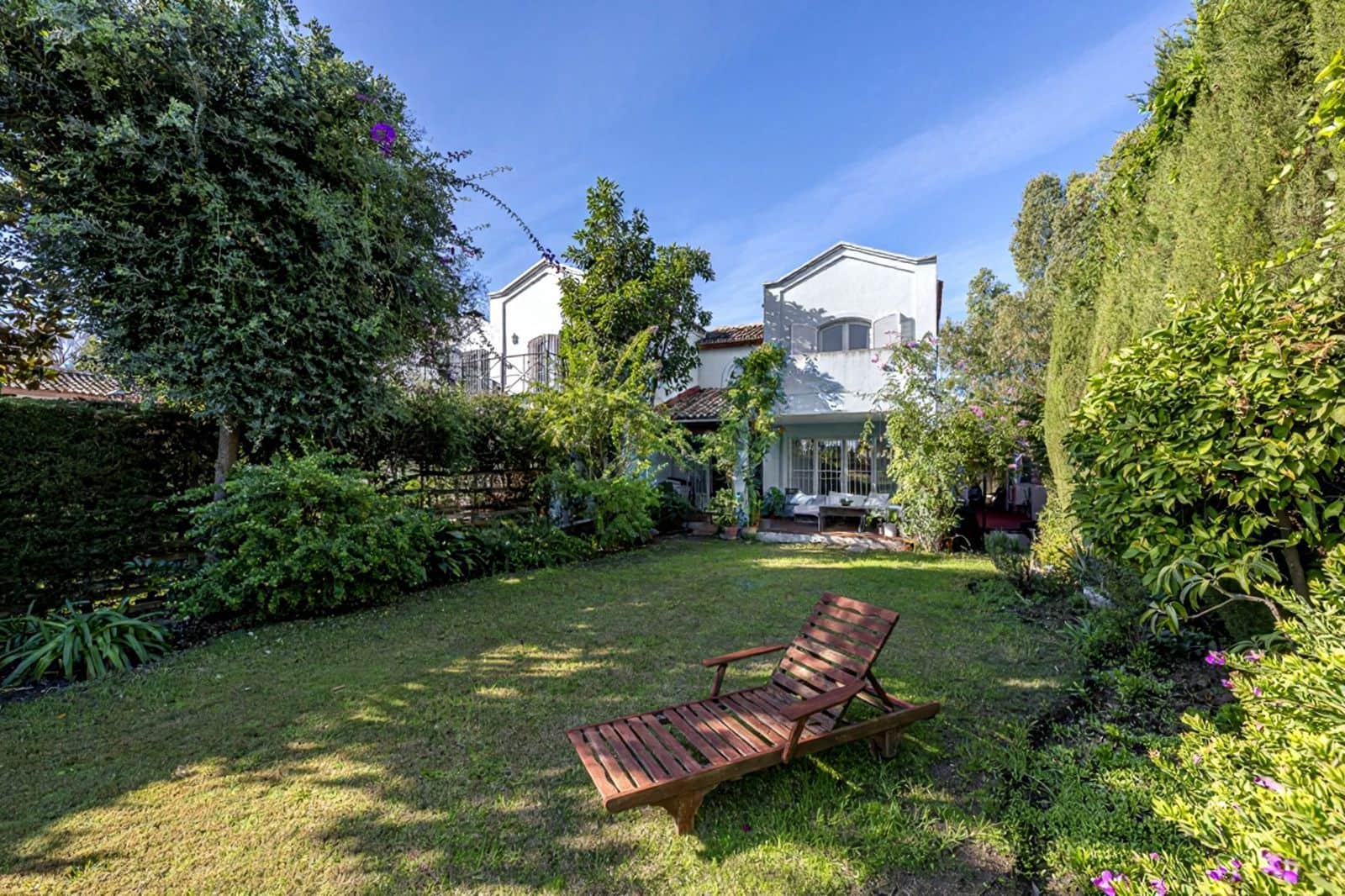 Pareado de 3 habitaciones en Guadalmina en venta - 895.000 € (Ref: 9607790)