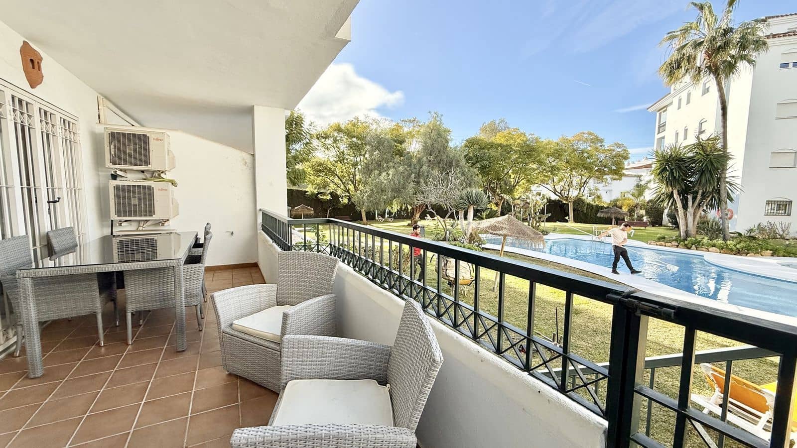 2 sovrum Lägenhet till salu i Calahonda - 315 000 € (Ref: 9607791)