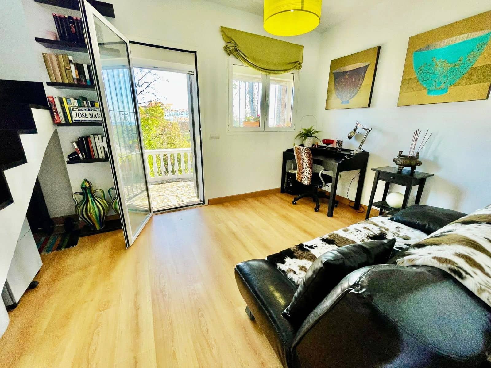 2 bedroom Townhouse for sale in Benalmadena Costa - € 430,000 (Ref: 9607794)