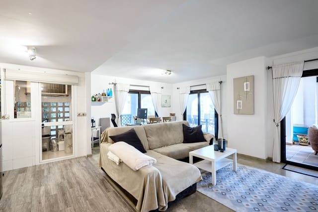 Apartamento de 2 habitaciones en Río Real, Marbella en venta - 559.000 € (Ref: 9607799)