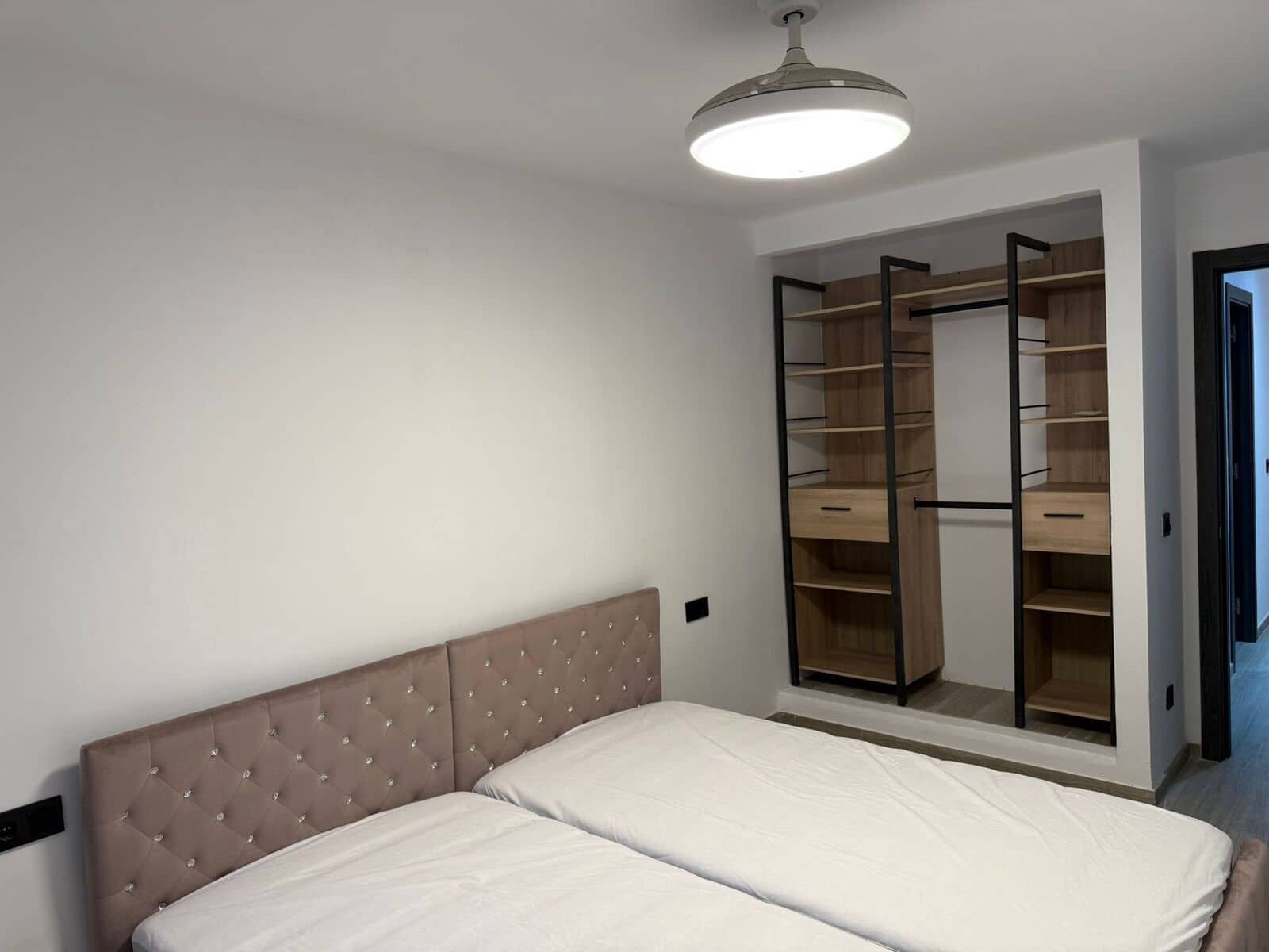 Apartamento de 2 habitaciones en El Paraiso en venta - 259.000 € (Ref: 9607811)