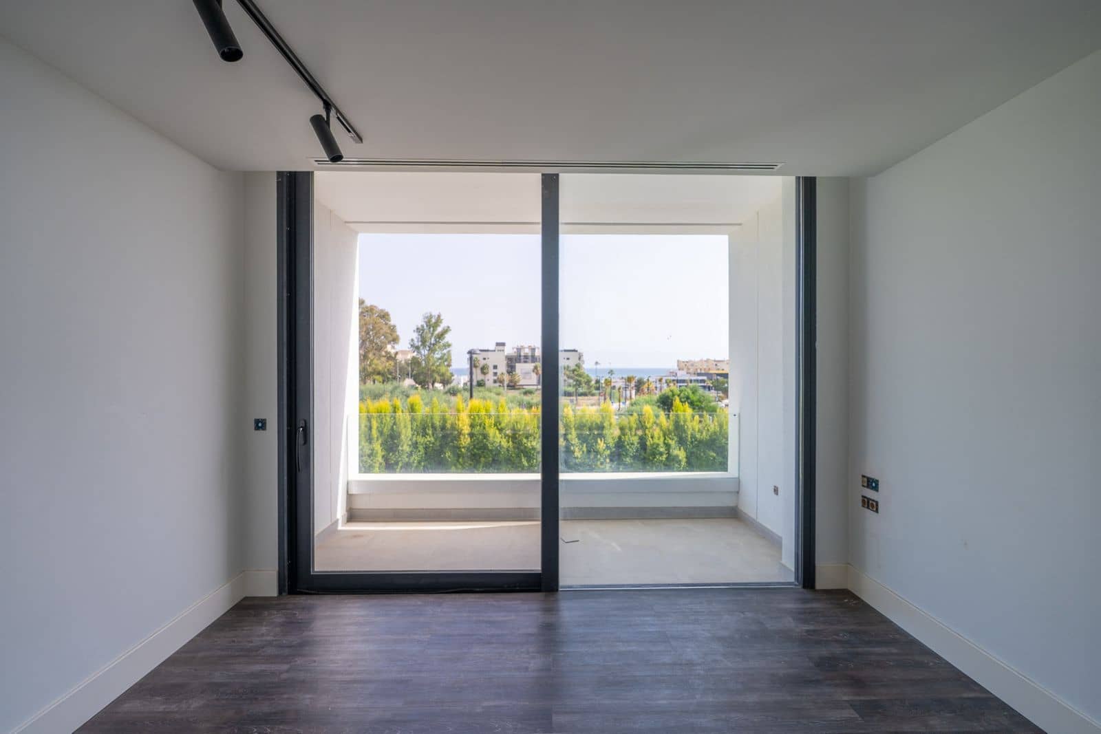 3 quarto Moradia para venda em Estepona - 950 000 € (Ref: 9607822)