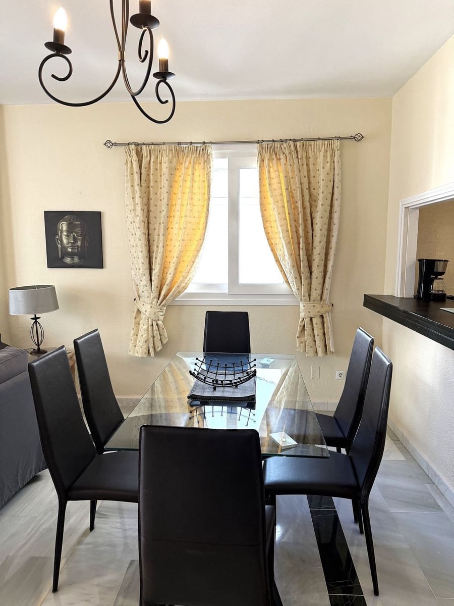 2 quarto Apartamento para venda em Puerto Banus - 800 000 € (Ref: 9607826)