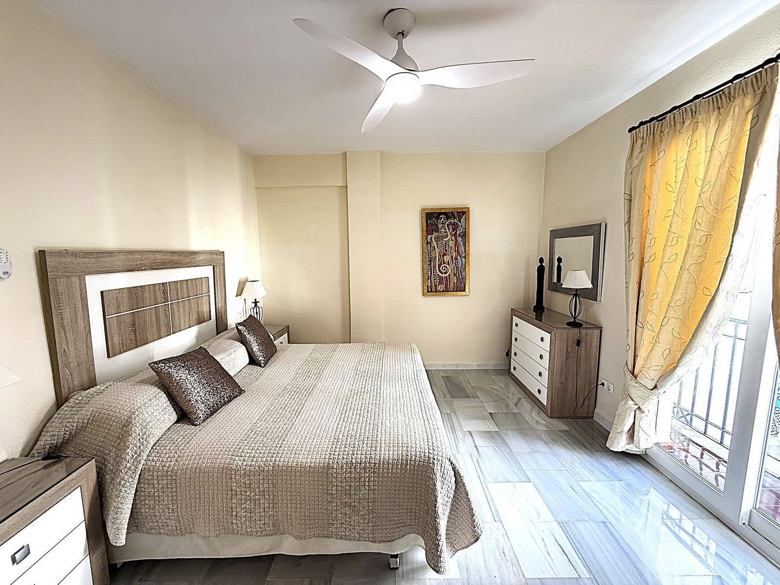 2 quarto Apartamento para venda em Puerto Banus - 800 000 € (Ref: 9607826)