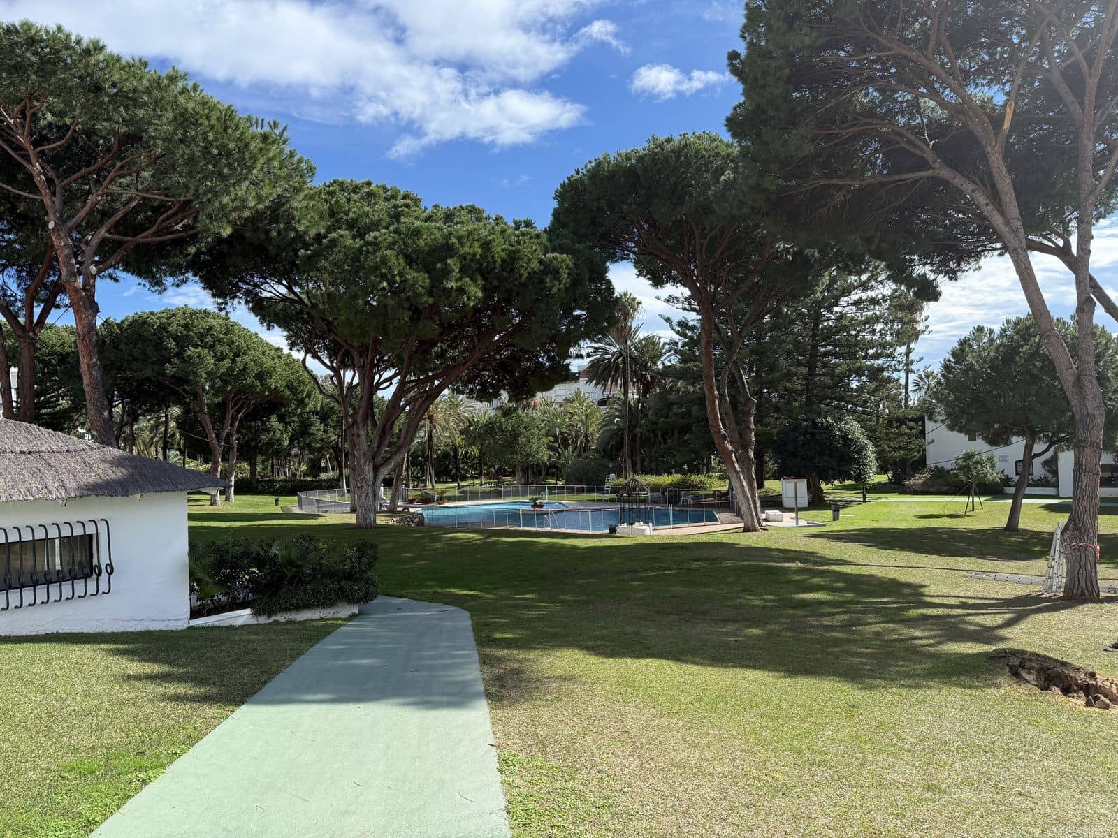 2 quarto Apartamento para venda em Puerto Banus - 800 000 € (Ref: 9607826)