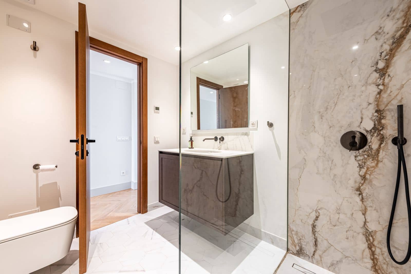 2 quarto Apartamento para venda em Nueva Andalucia - 870 000 € (Ref: 9607829)