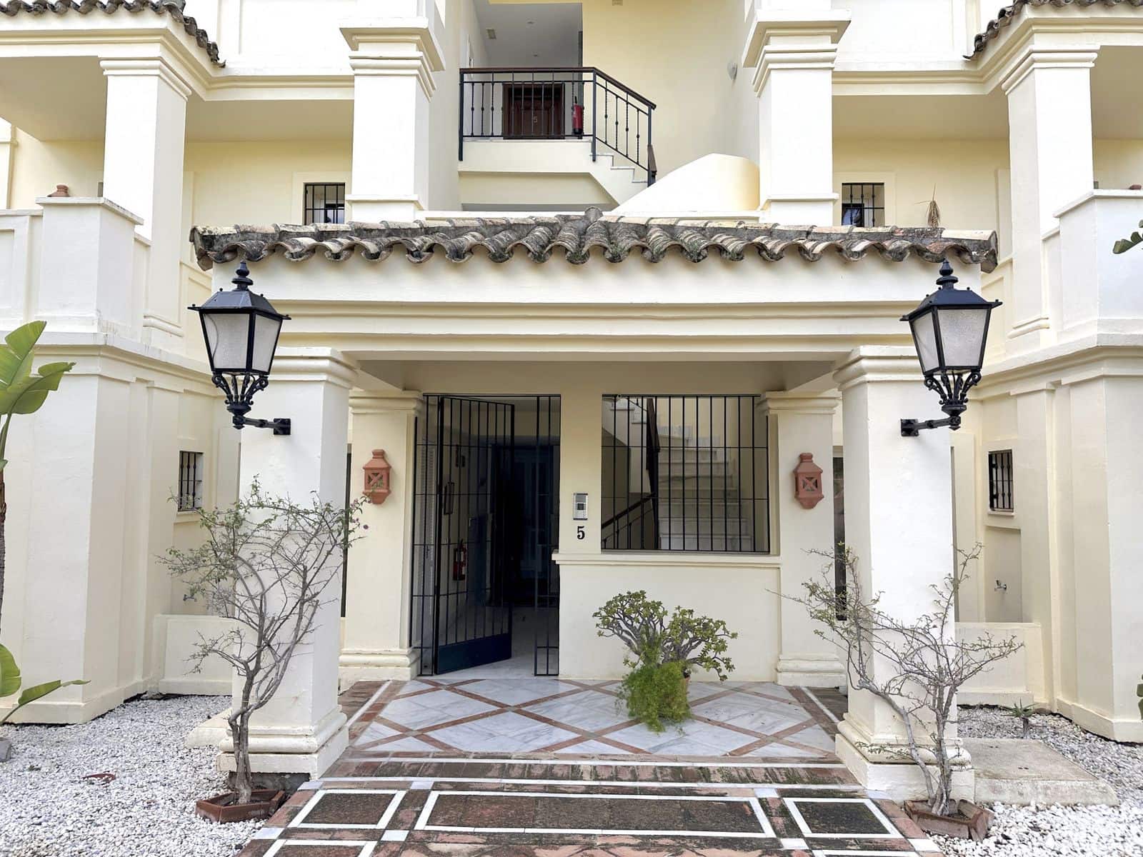 2 soveværelse Lejlighed til salg i Casares - € 425.000 (Ref: 9607848)