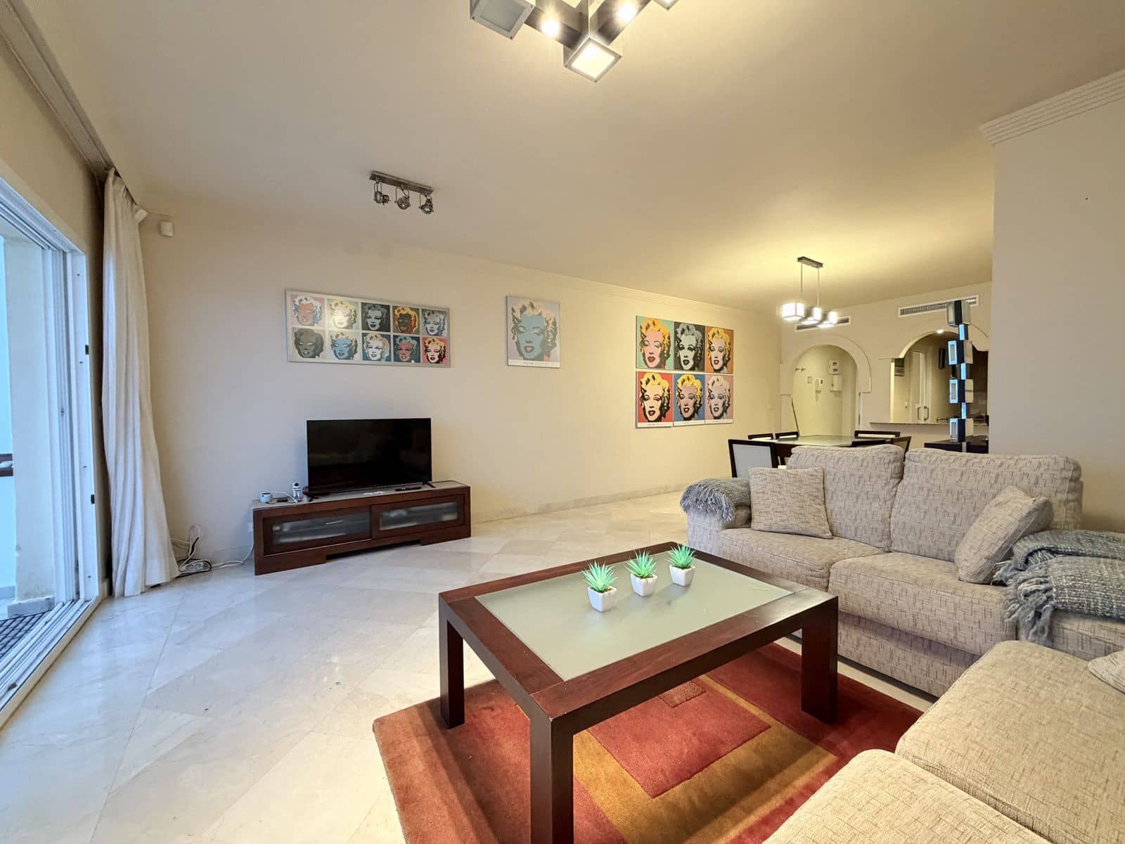 2 bedroom Apartment for sale in Estepona - € 565,000 (Ref: 9607851)