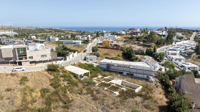 Terre non Aménagée à vendre à Estepona - 350 000 € (Ref: 9607858)