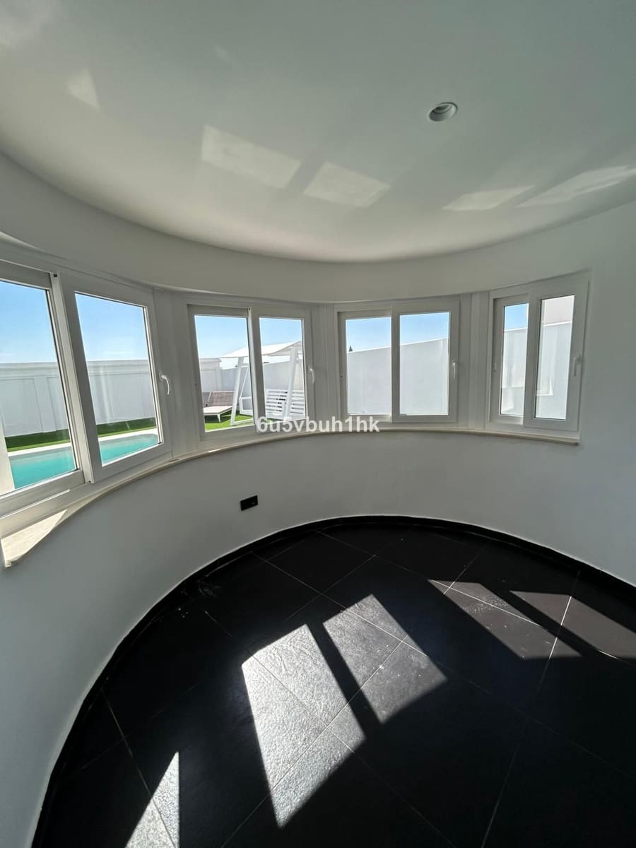 4 chambre Villa/Maison à vendre à Benalmadena Costa - 1 250 000 € (Ref: 9607859)