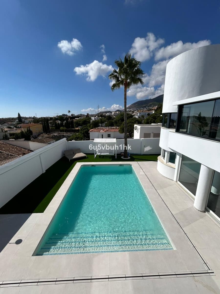 4 chambre Villa/Maison à vendre à Benalmadena Costa - 1 250 000 € (Ref: 9607859)