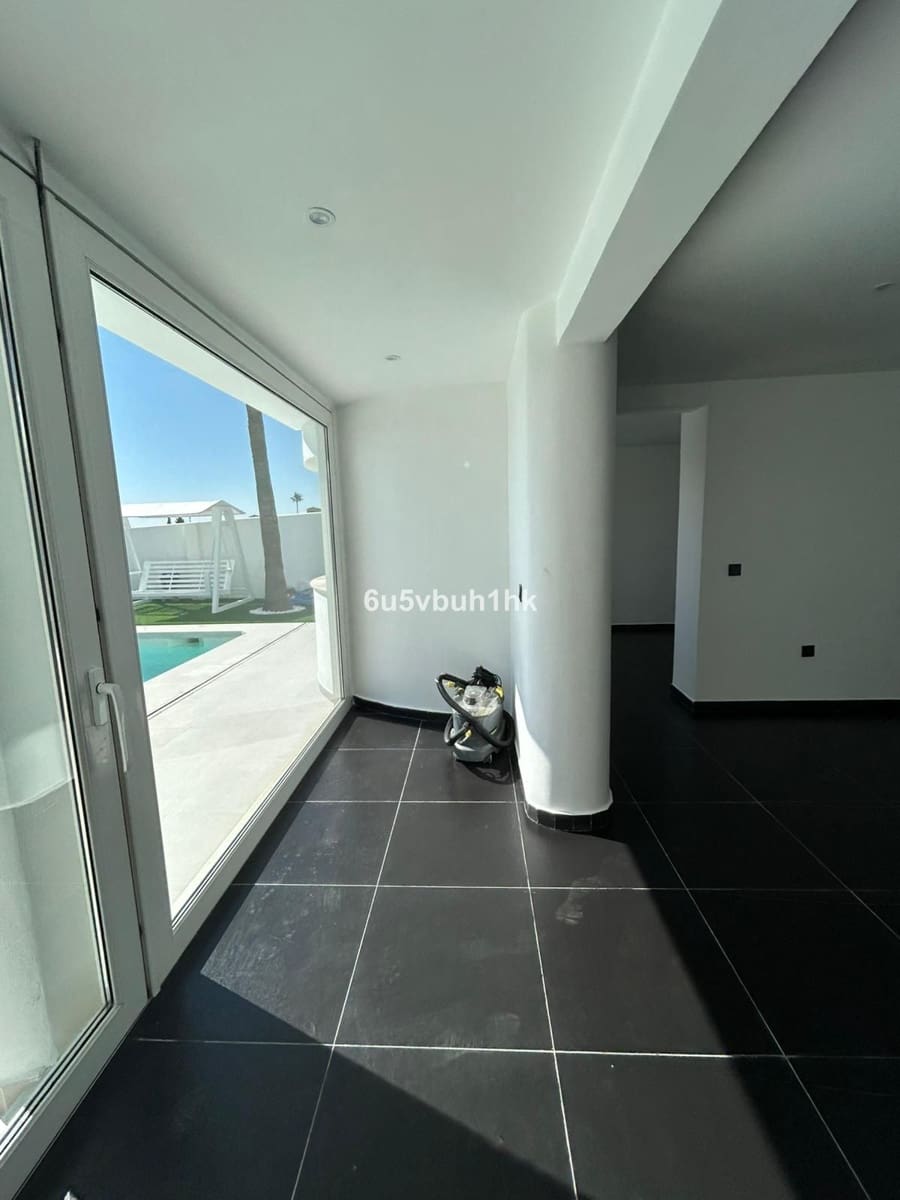 4 chambre Villa/Maison à vendre à Benalmadena Costa - 1 250 000 € (Ref: 9607859)