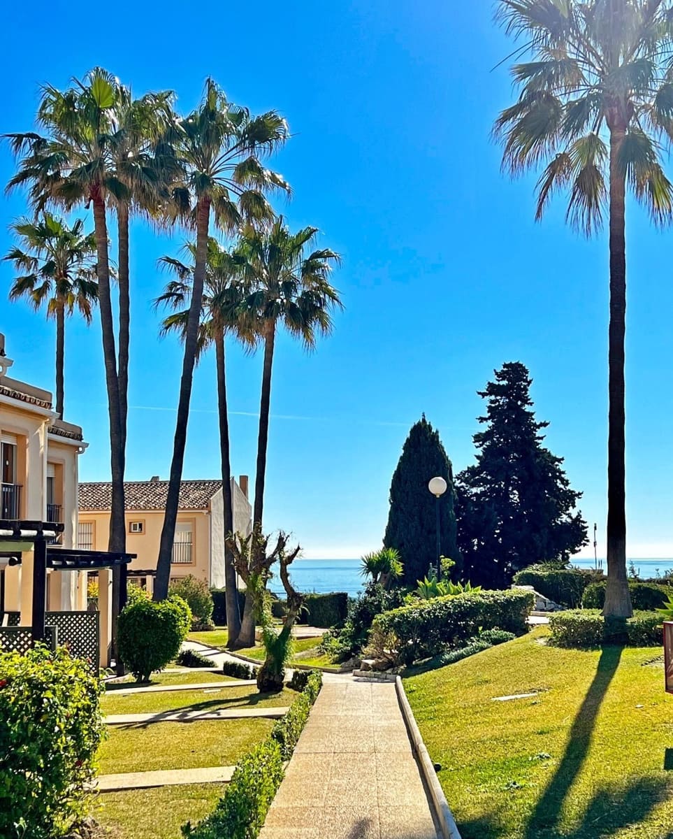 2 soveværelse Byhus til salg i Mijas Costa - € 579.000 (Ref: 9607860)