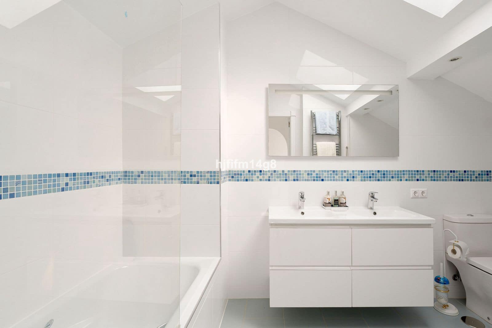 3 slaapkamer Appartement te koop in Nueva Andalucia - € 1.190.000 (Ref: 9607864)