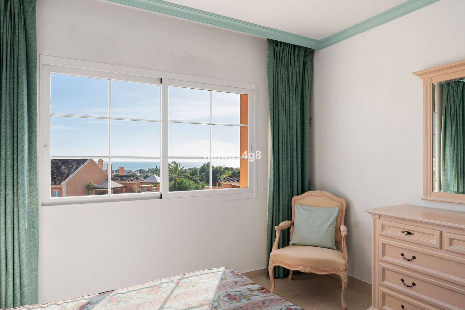 3 slaapkamer Appartement te koop in Nueva Andalucia - € 1.190.000 (Ref: 9607864)