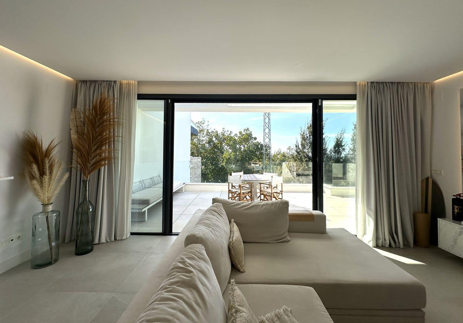 2 quarto Penthouse para venda em Cabopino - 899 000 € (Ref: 9607865)