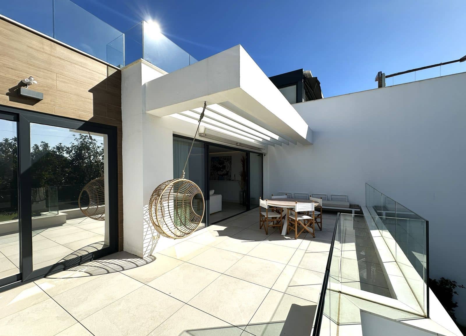 2 quarto Penthouse para venda em Cabopino - 899 000 € (Ref: 9607865)