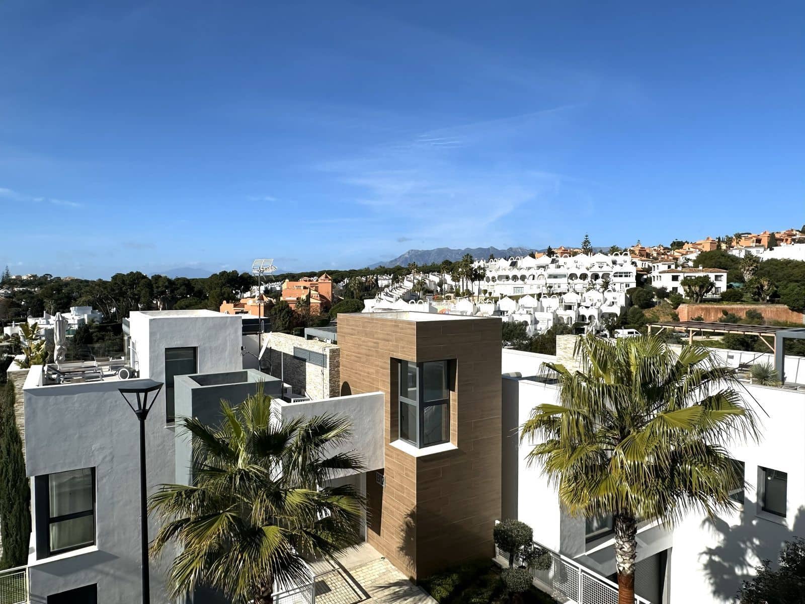 2 quarto Penthouse para venda em Cabopino - 899 000 € (Ref: 9607865)