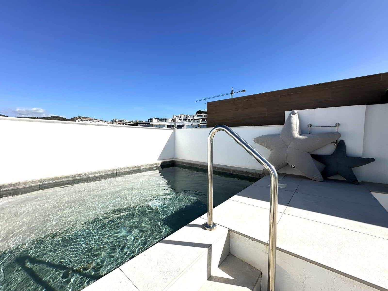 2 quarto Penthouse para venda em Cabopino - 899 000 € (Ref: 9607865)