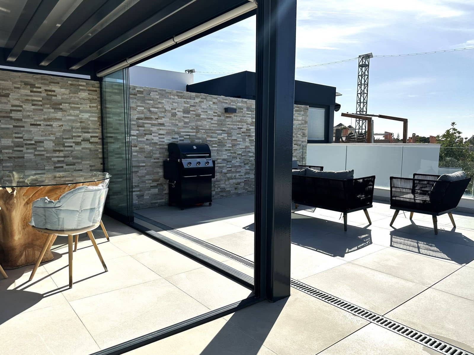 2 quarto Penthouse para venda em Cabopino - 899 000 € (Ref: 9607865)