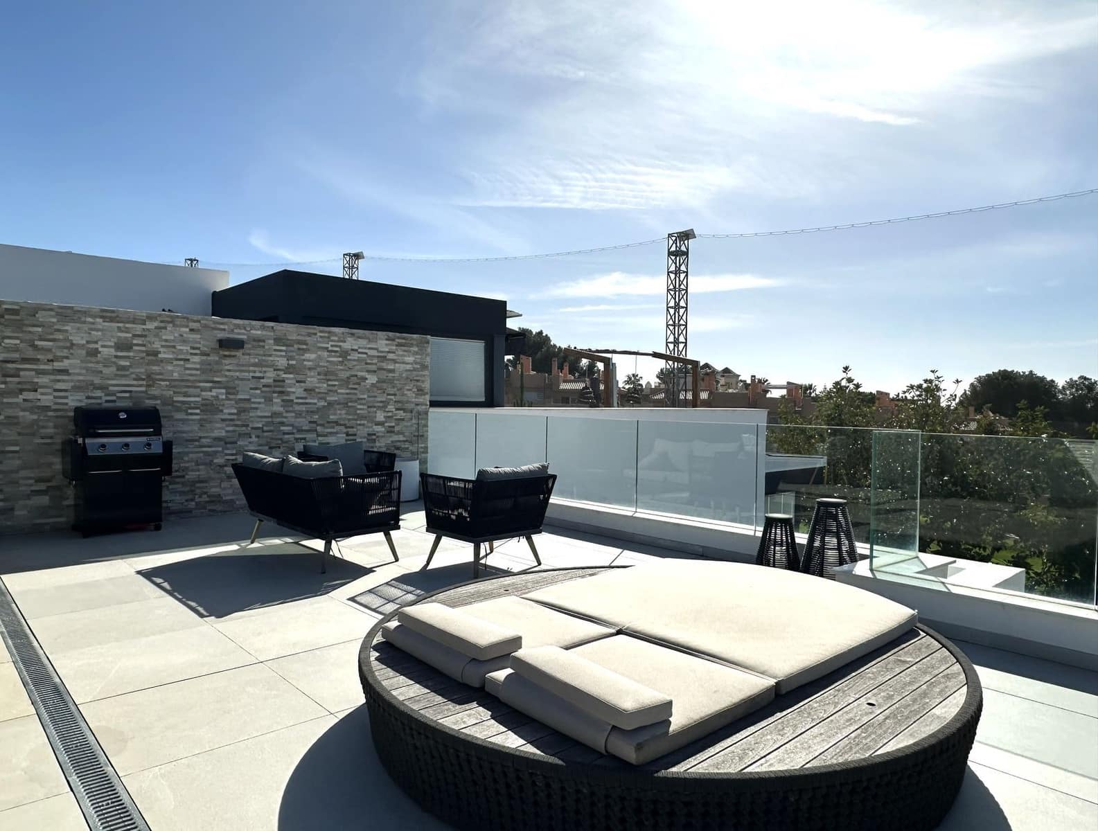 2 quarto Penthouse para venda em Cabopino - 899 000 € (Ref: 9607865)