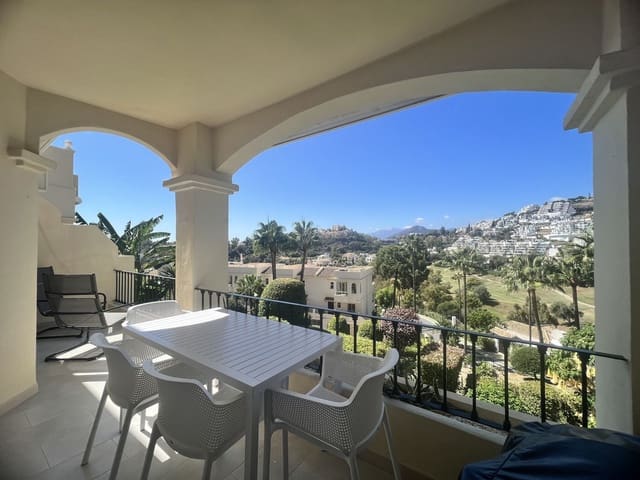 2 bedroom Penthouse for sale in La Quinta, Benahavís - € 650,000 (Ref: 9607867)