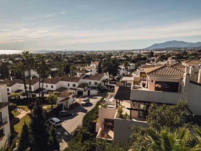 4 soveværelse Penthouse til salg i Nueva Andalucia, Marbella - € 2.895.000 (Ref: 9607868)