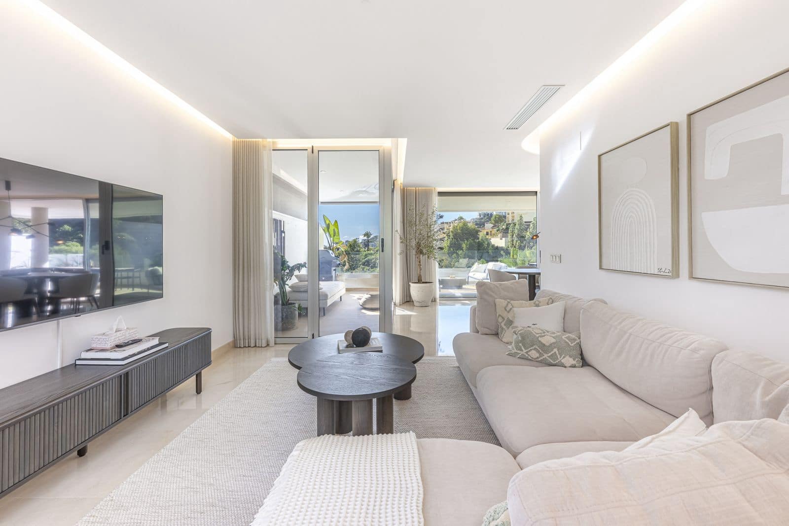 3 bedroom Penthouse for sale in Benahavis - € 1,050,000 (Ref: 9607871)