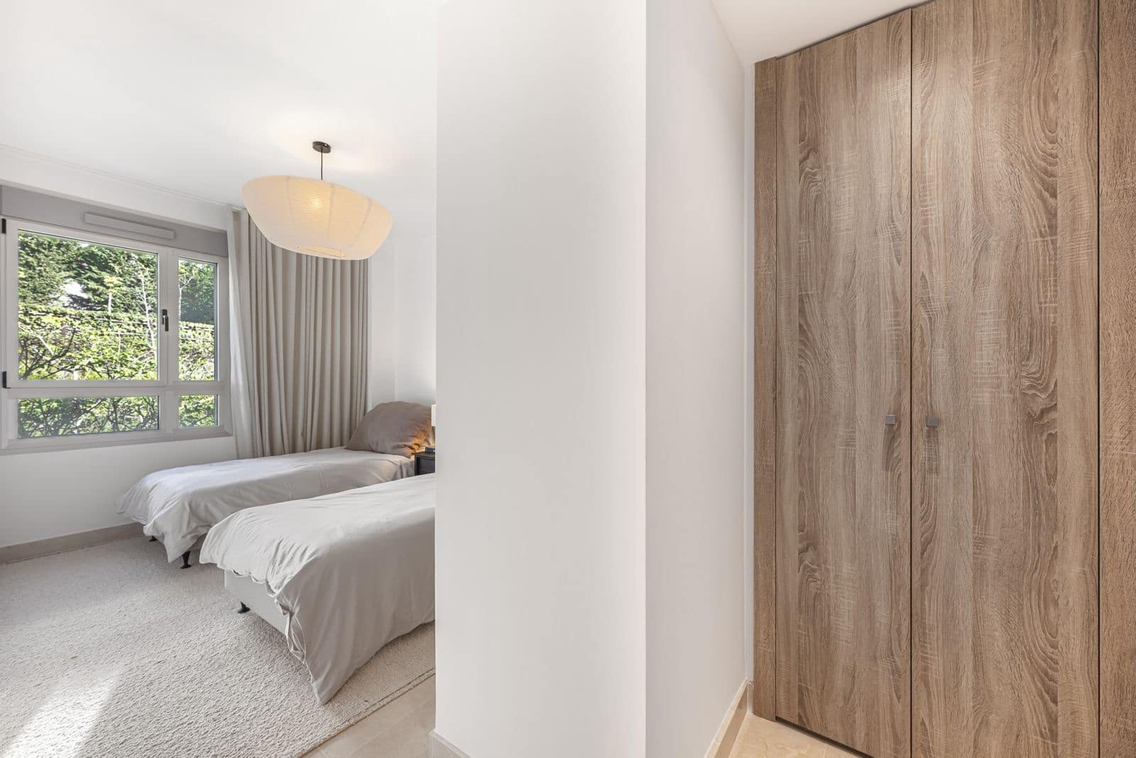 3 bedroom Penthouse for sale in Benahavis - € 1,050,000 (Ref: 9607871)