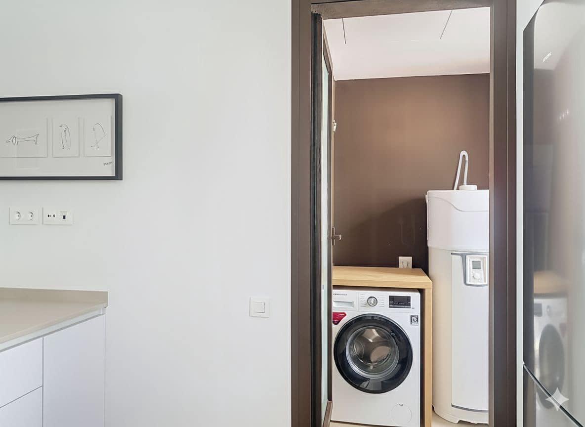 3 slaapkamer Penthouse te koop in Estepona - € 799.000 (Ref: 9607872)