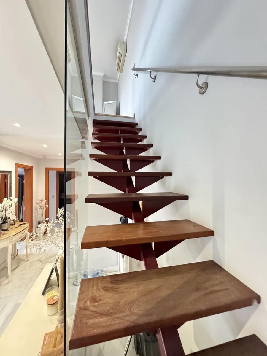 2 sypialnia Penthouse na sprzedaż w Benahavis - 289 000 € (Ref: 9607874)