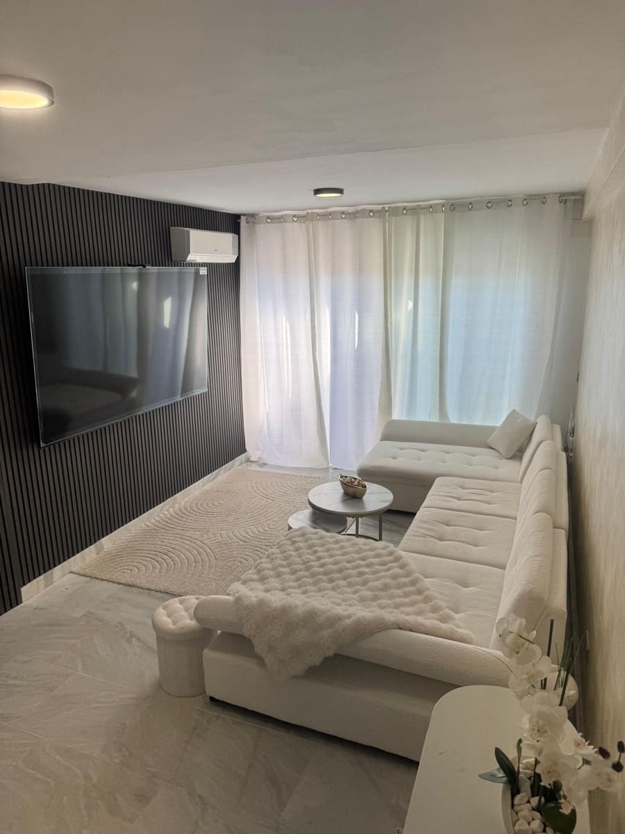 3 sypialnia Penthouse na sprzedaż w Benahavis - 390 000 € (Ref: 9607877)