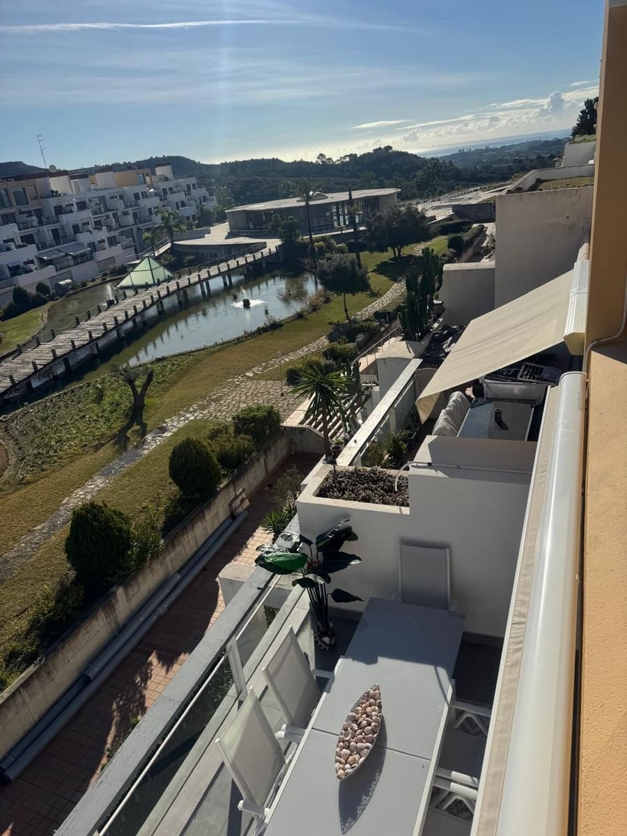 3 sypialnia Penthouse na sprzedaż w Benahavis - 390 000 € (Ref: 9607877)