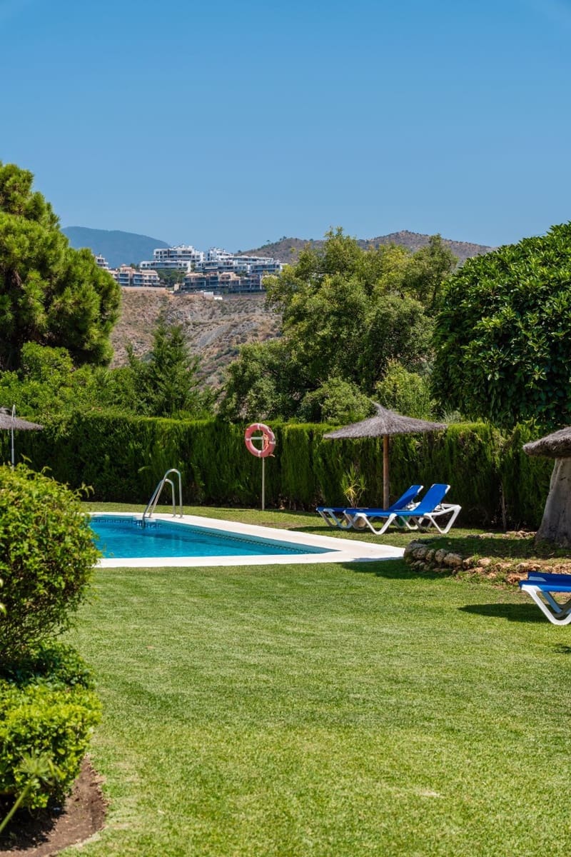 4 bedroom Apartment for sale in La Quinta - € 895,000 (Ref: 9611193)