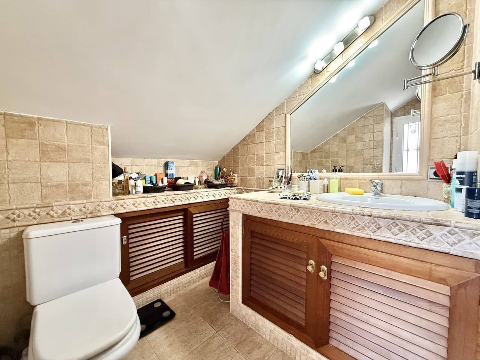 4 camera da letto Villetta Bifamiliare in vendita in Estepona - 700.000 € (Rif: 9611196)