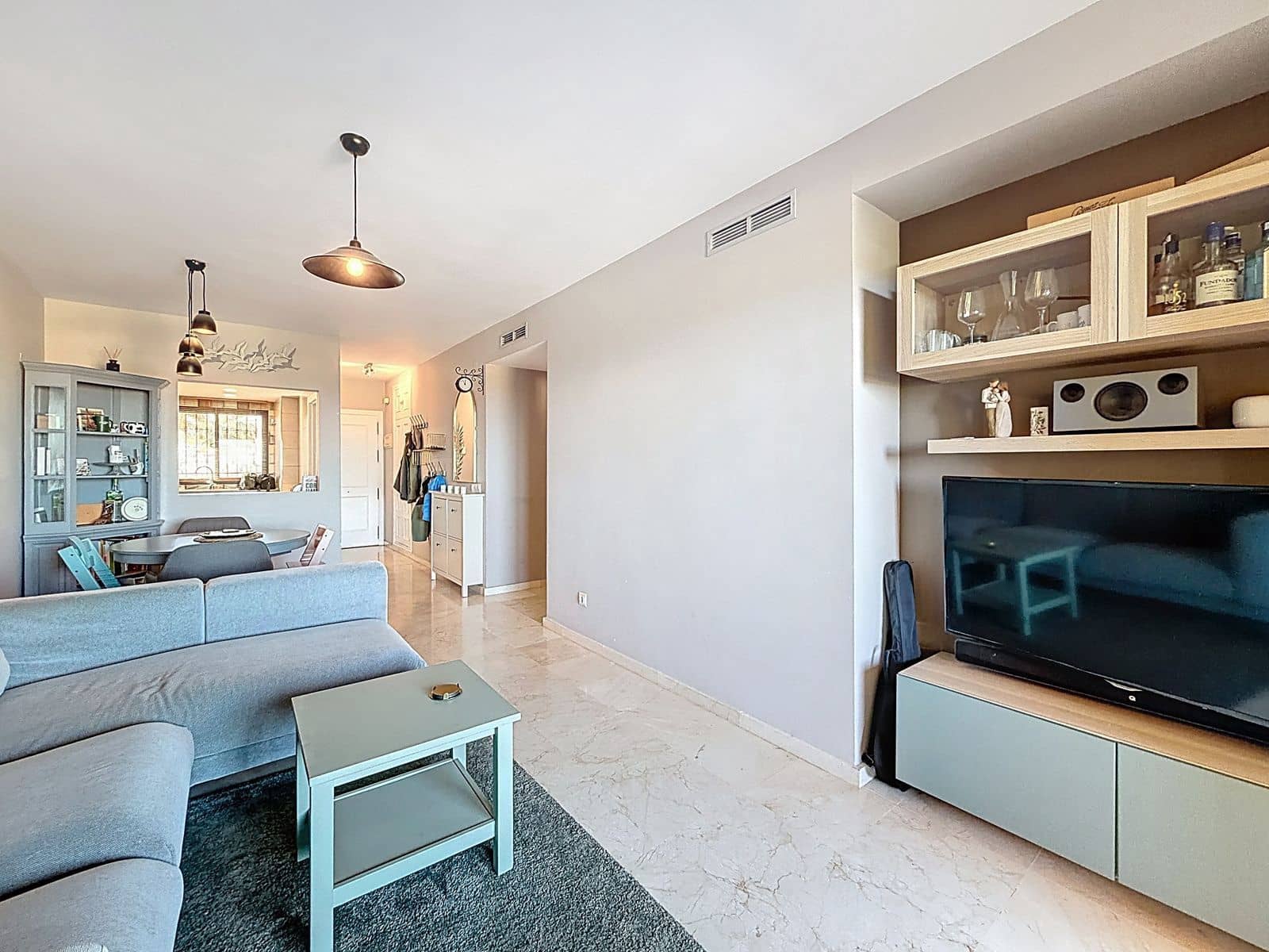 2 makuuhuone Huoneisto myytävänä paikassa New Golden Mile - 299 000 € (Ref: 9611197)